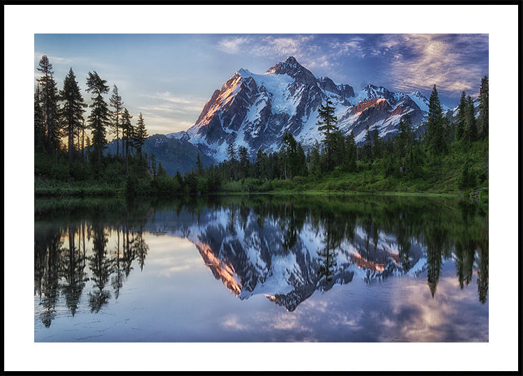 Sonnenaufgang auf dem Berg Shuksan Poster