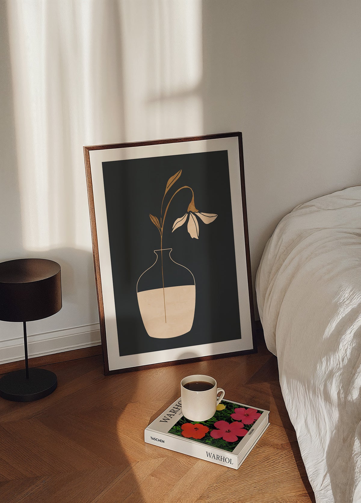 Anmutige botanische Vase