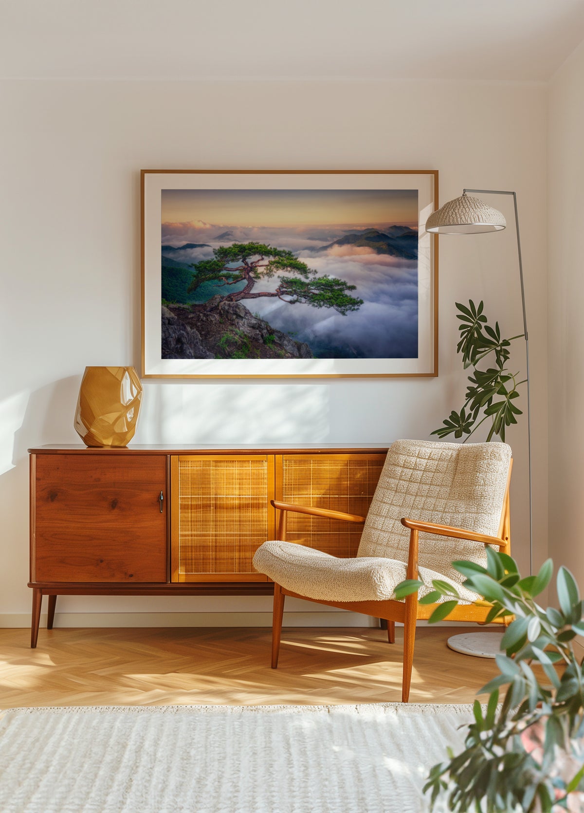 Alter Baumgebirgssonnenaufgang