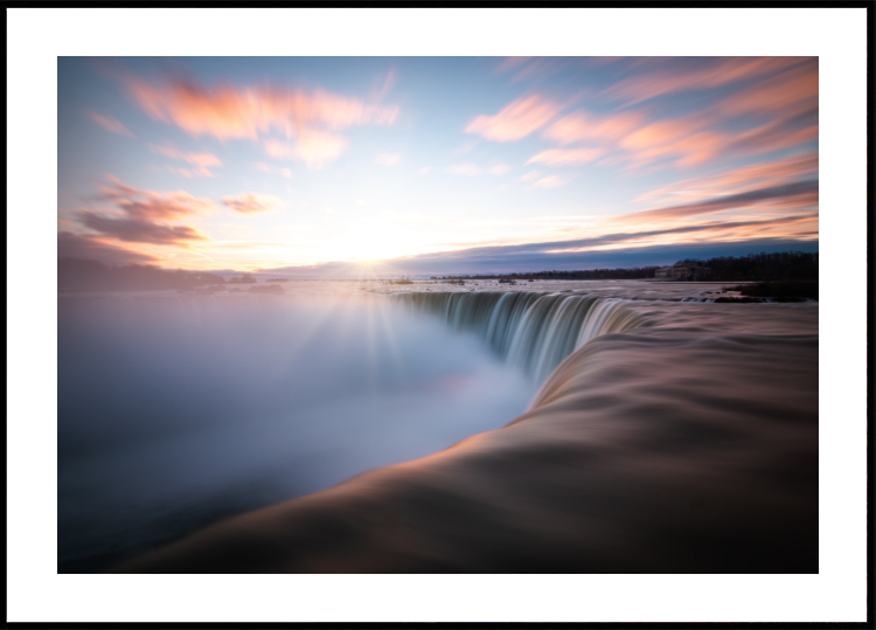 Goldener Wasserfall Dawn