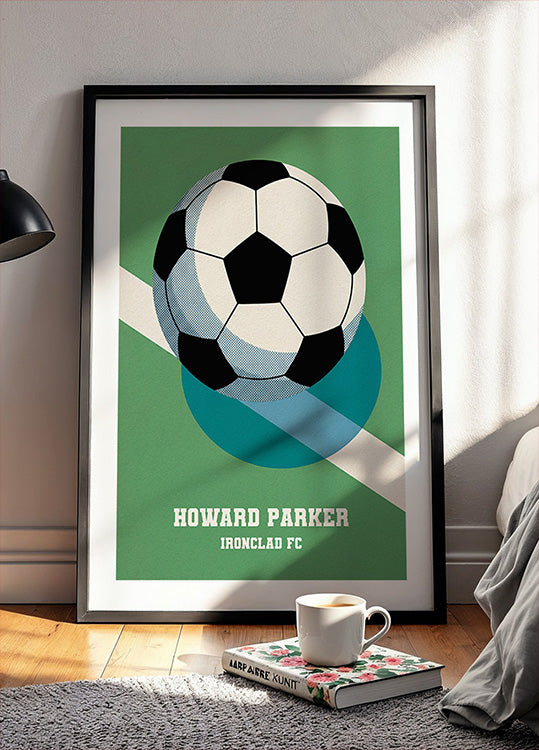 Retro-Fußballplakat mit schwarz-weißem Ball