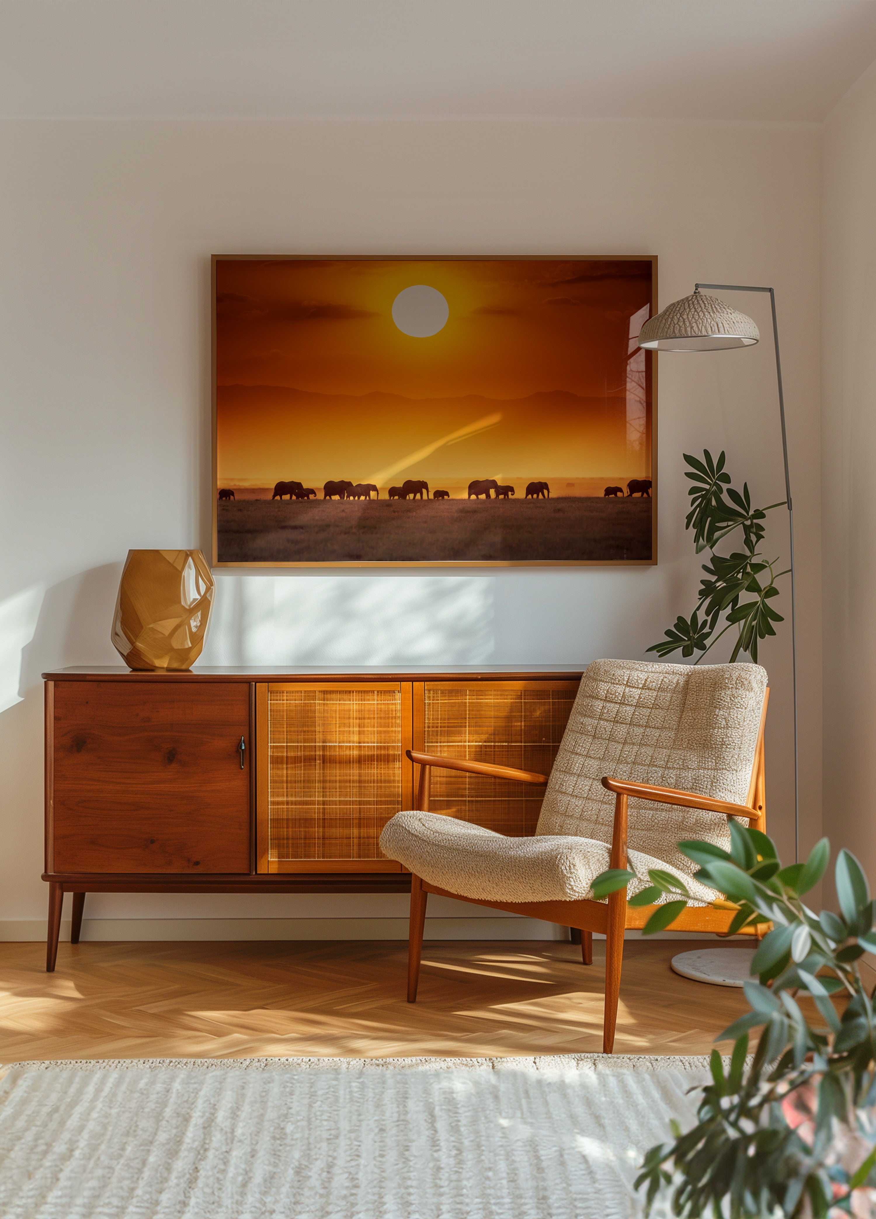 Afrikanische Elefanten bei Sonnenuntergang